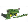 Bruder John Deere T670i Combine Harvester