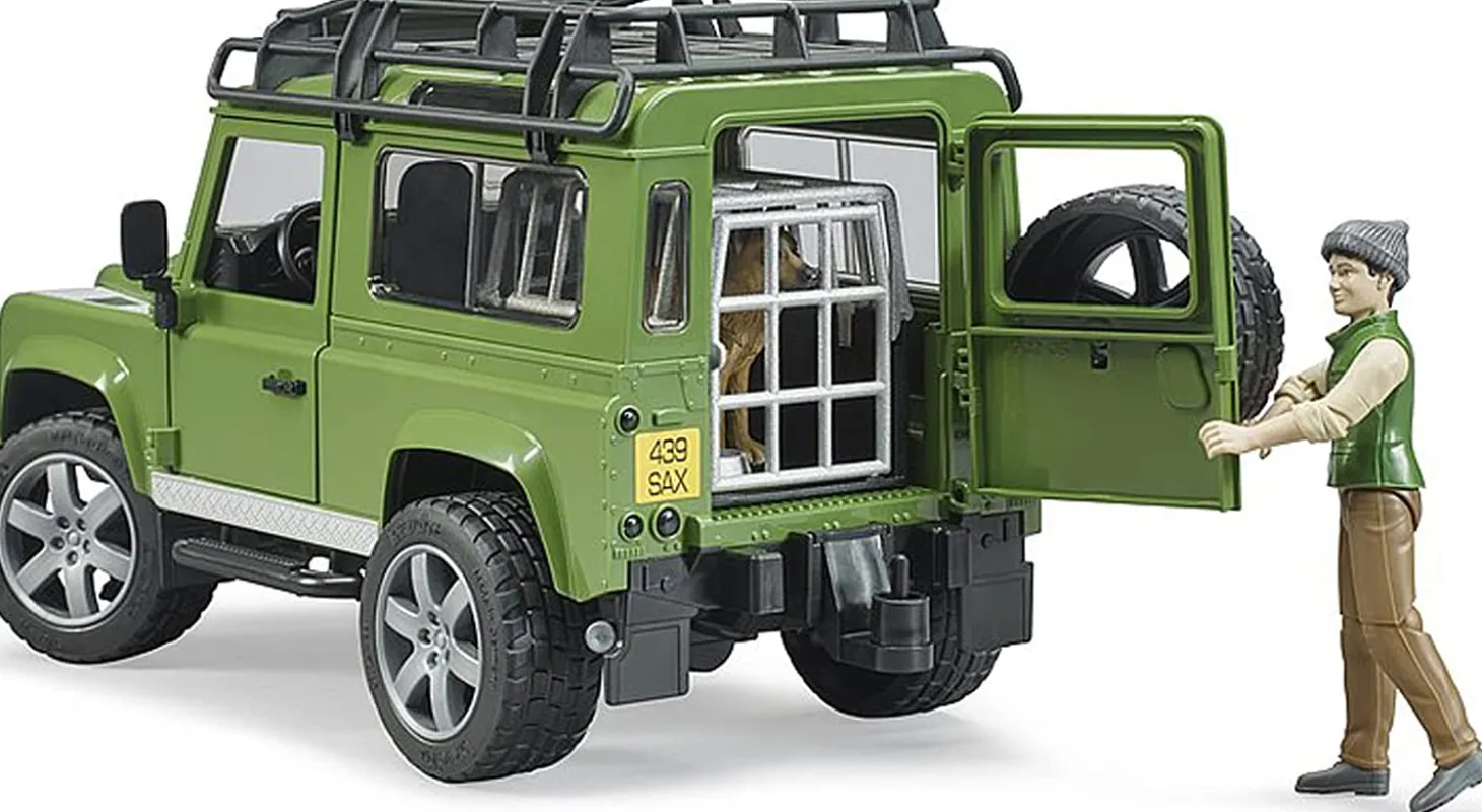 Bruder Land Rover Defender with Forester and Dog