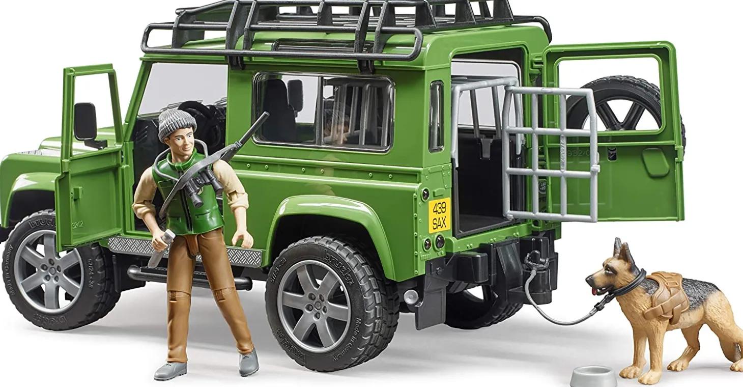 Bruder Land Rover Defender with Forester and Dog
