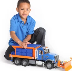Bruder Mack Granite Winter Service Snow Plow