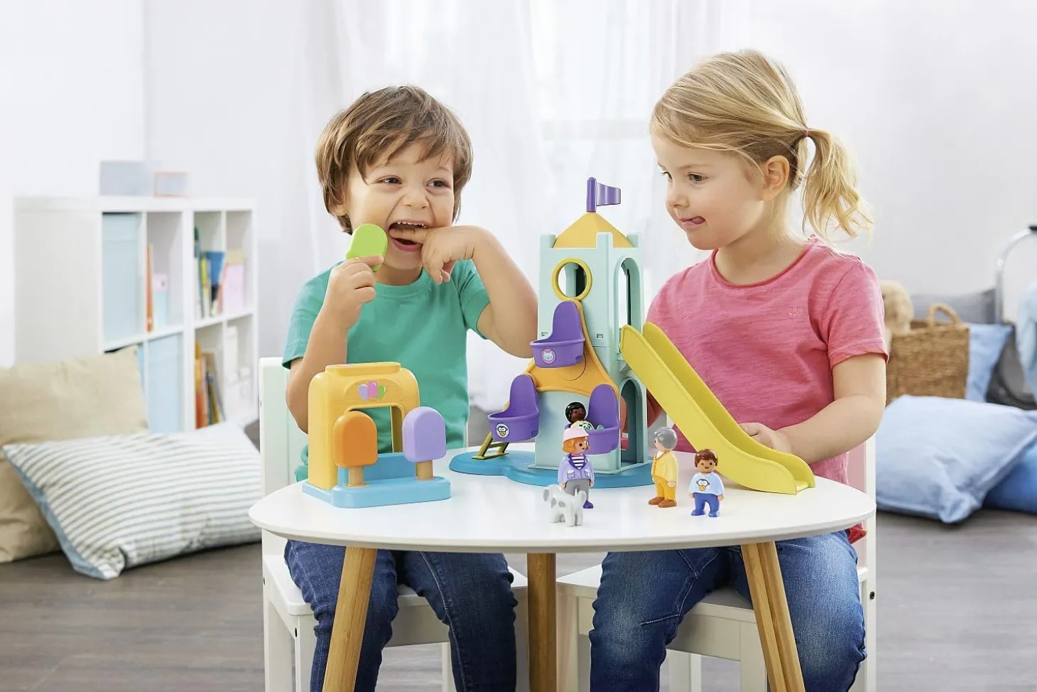Playmobil 1.2.3: Adventure Tower with Ice Cream Booth