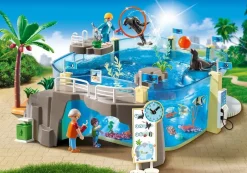 Playmobil Family Fun Aquarium Building Set