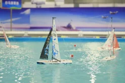 Playsteam Voyager 280 Motor-Power RC Sailboat - 14 in, Red
